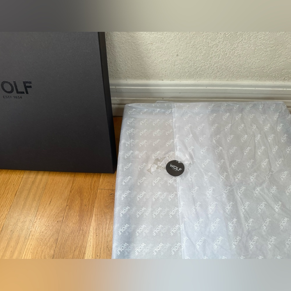 WOLF Roadster 15 Piece Watch Box with Drawer - Picture 7 of 11